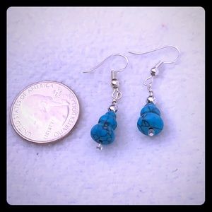 3/$10 NWT Hand Beaded Turquoise gourd earrings